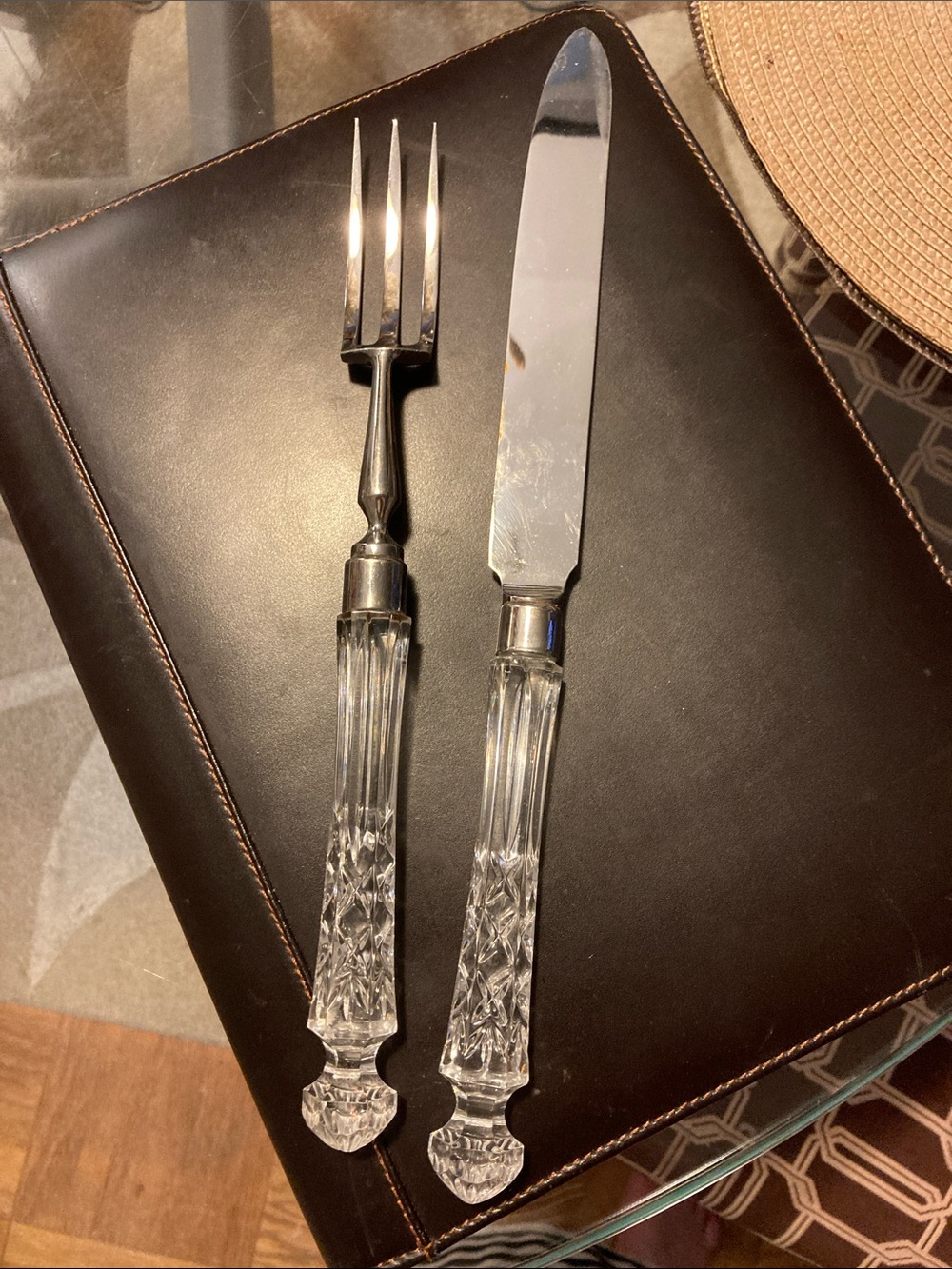 WATERFORD Crystal
carving fork & Knife Set